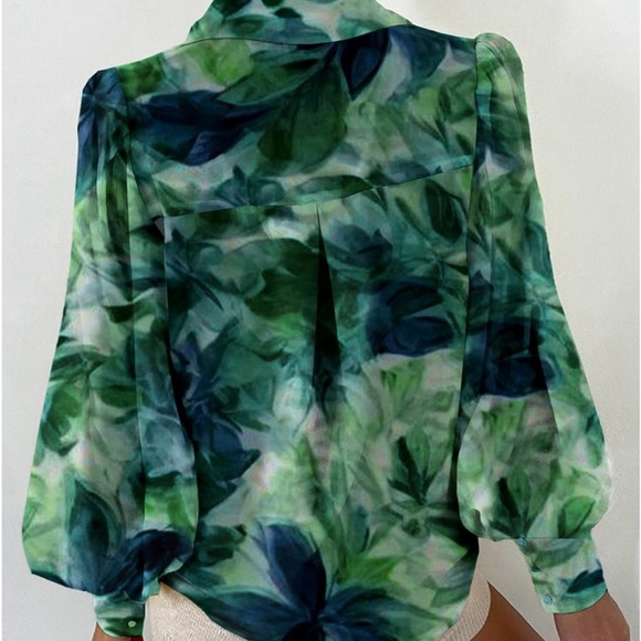 Green Floral Button Down Blouse – Women’s Size Large Long Sleeve Top - Picture 3 of 4